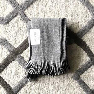 Calvin Klein Grey and Black winter Scarf NWT